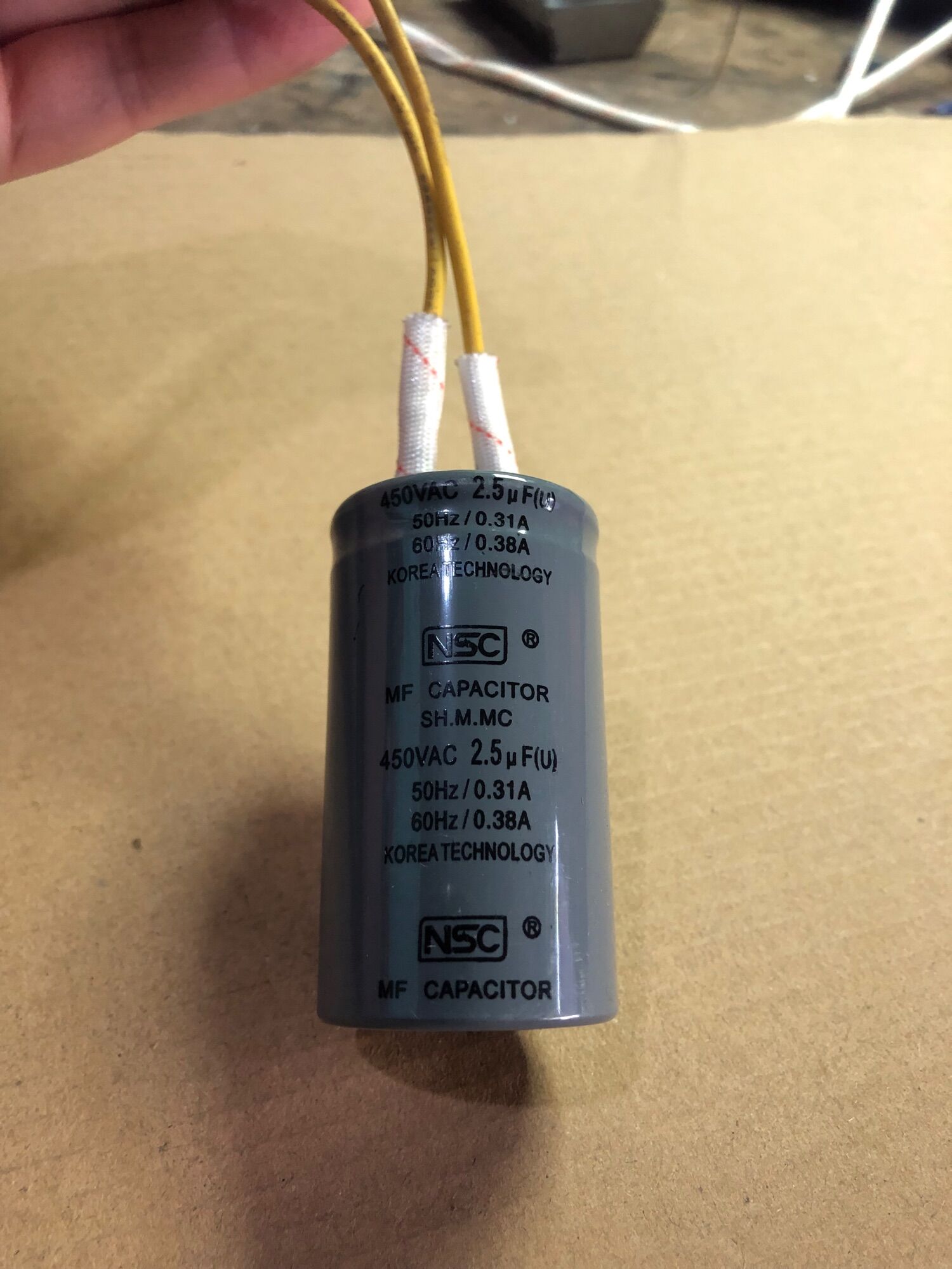 tụ quạt trần 2,5uF ( tụ dầu )