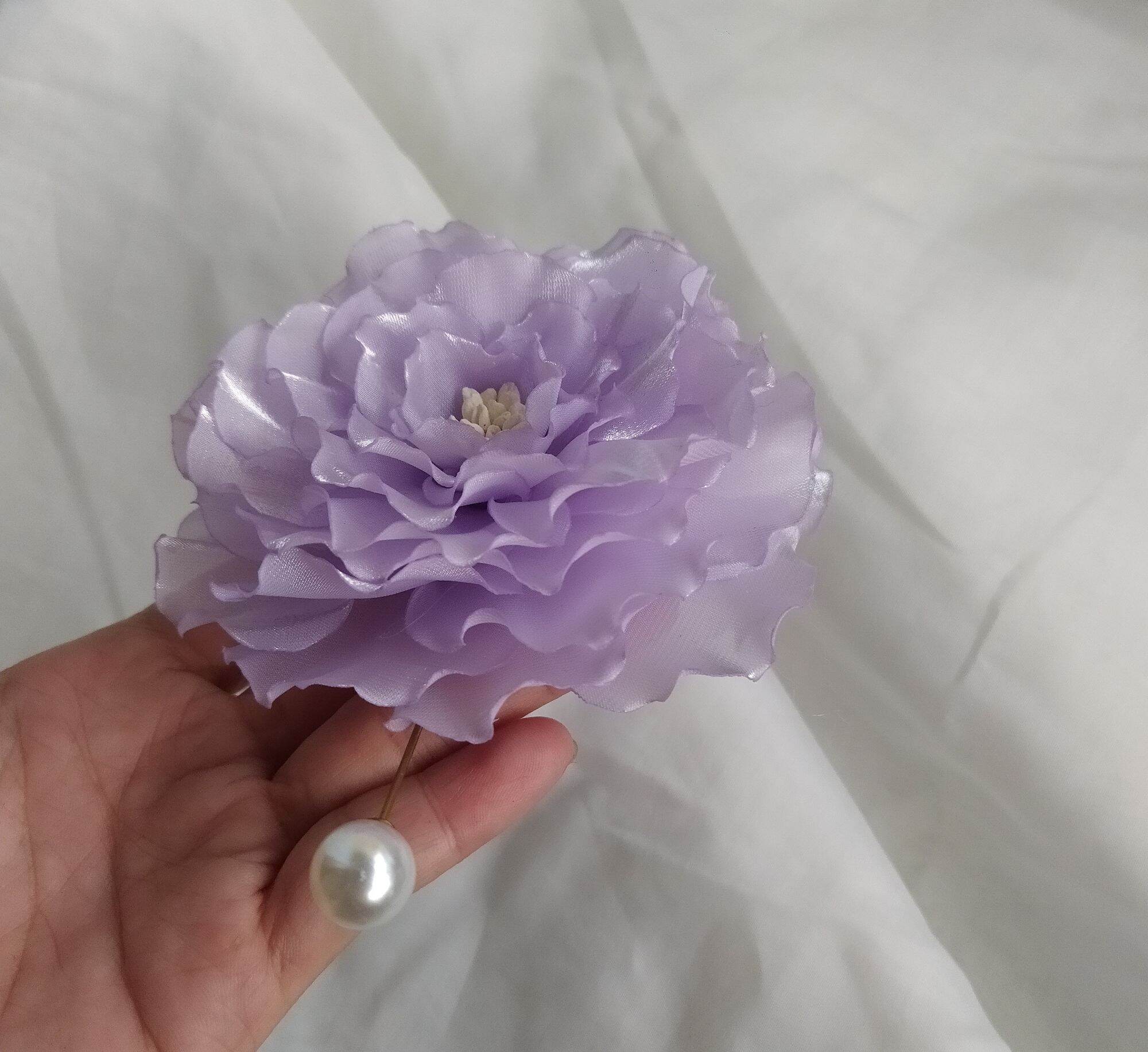 Hoa cài áo handmade Canto màu tím