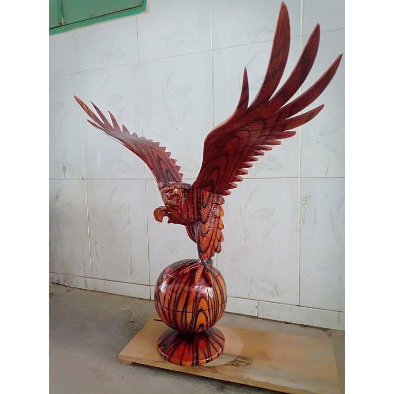 Đại bàng gỗ cao 50cm