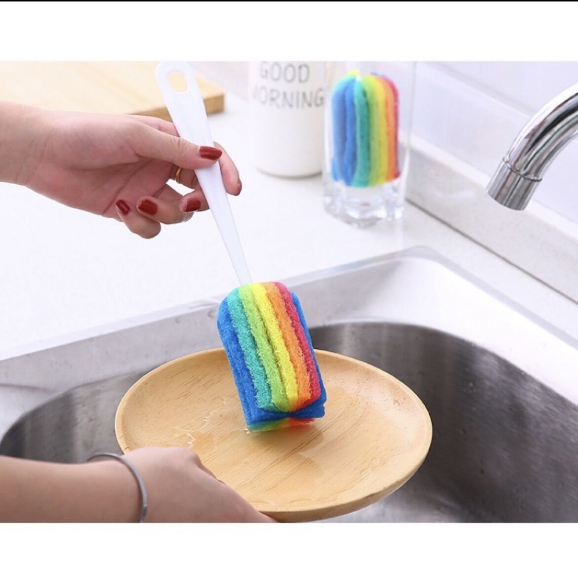 Cọ 7 Màu Rửa Ly Cốc.