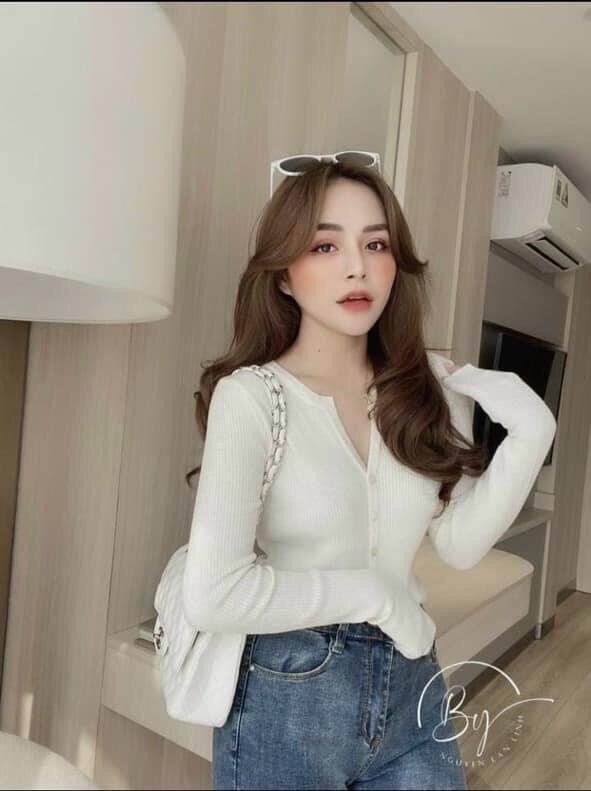 Áo len tăm nữ cúc dài tay chất len mỏng vừa phải