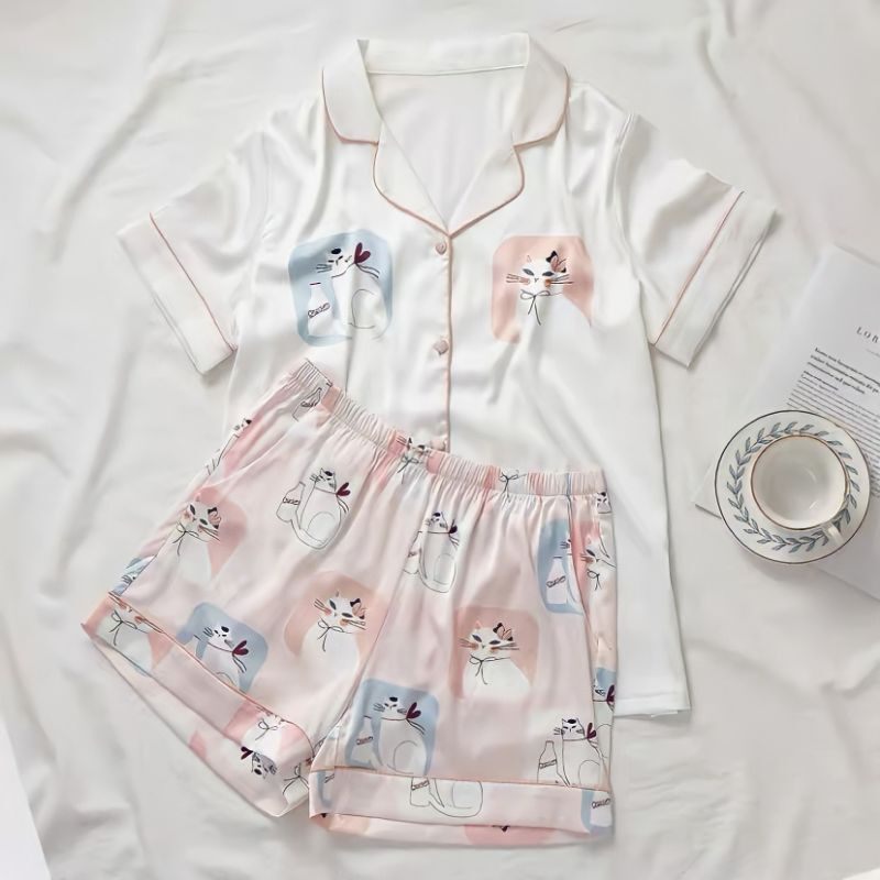 Bộ Pyjama đùi mèo lụa xước siêu xinh.