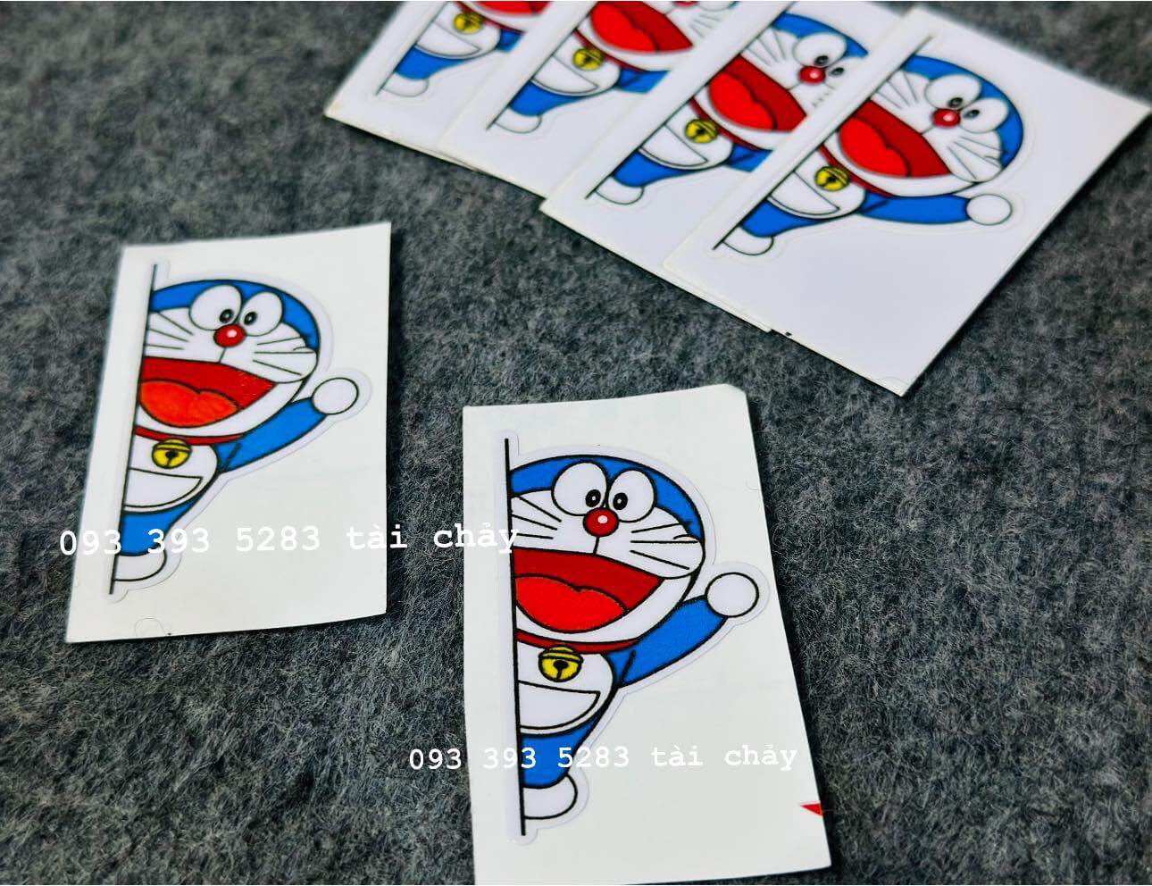 [ 1 MIẾNG ] TEM STICKER ĐÔREMON DÁN TRANG TRÍ XE VÀ NHIỀU VI TRÍ KHÁC
