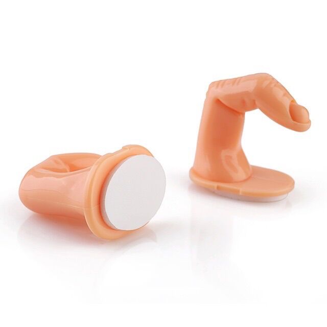 Ngón tay giả tập nail