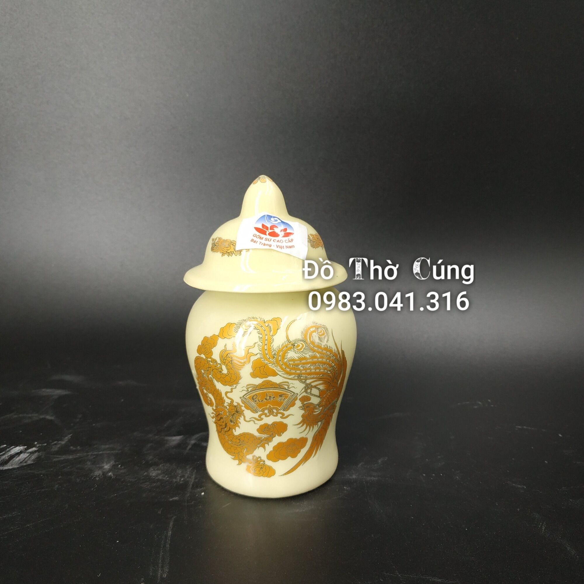 Choé thờ,( hũ đựng muối, gạo, nước)màu vàng ngà