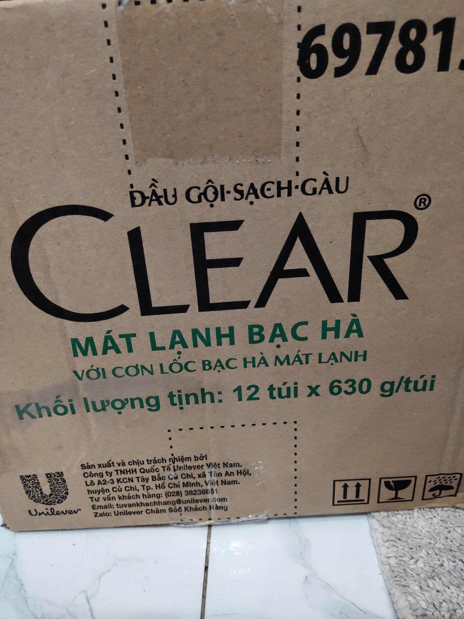 Dầu gội đầu Clear bạc hà túi 630g.