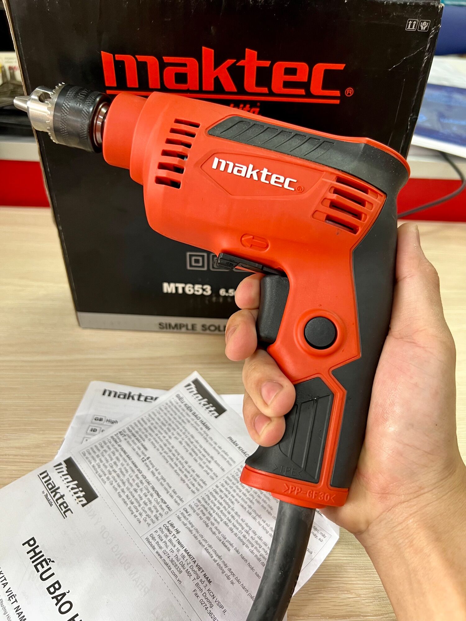 Máy khoan Maktec MT653 (6.5mm-230W) Hàng Chính Hãng