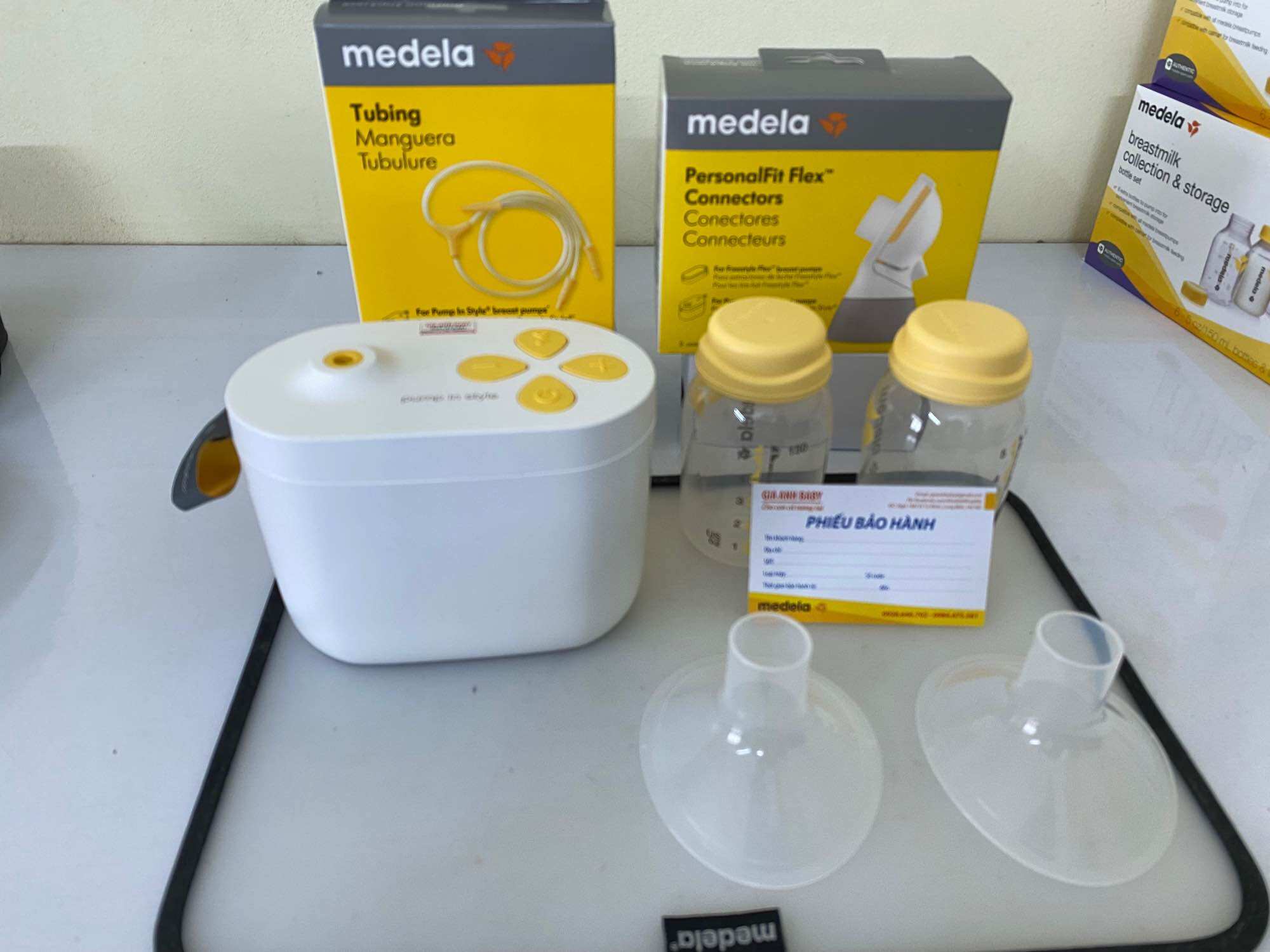 Máy hút sữa medela maxflow like new bảo hành 12 tháng