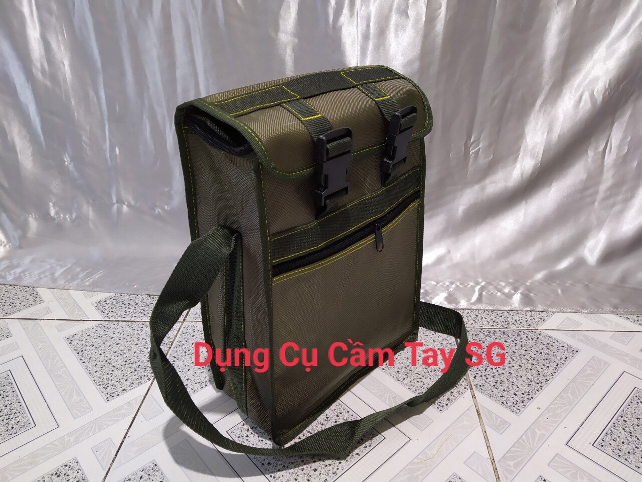 Túi đựng đồ nghề đeo chéo dành cho thợ viễn thông Size Lớn (Màu ngẫu nhiên)