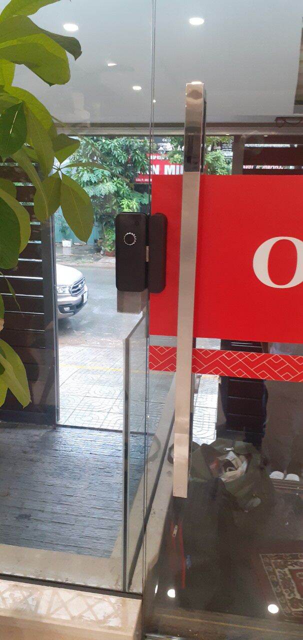KHÓA VÂN TAY CỬA KÍNH CƯỜNG LỰC
