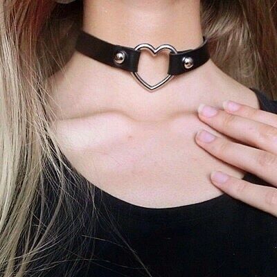 Chocker trái tim phối da