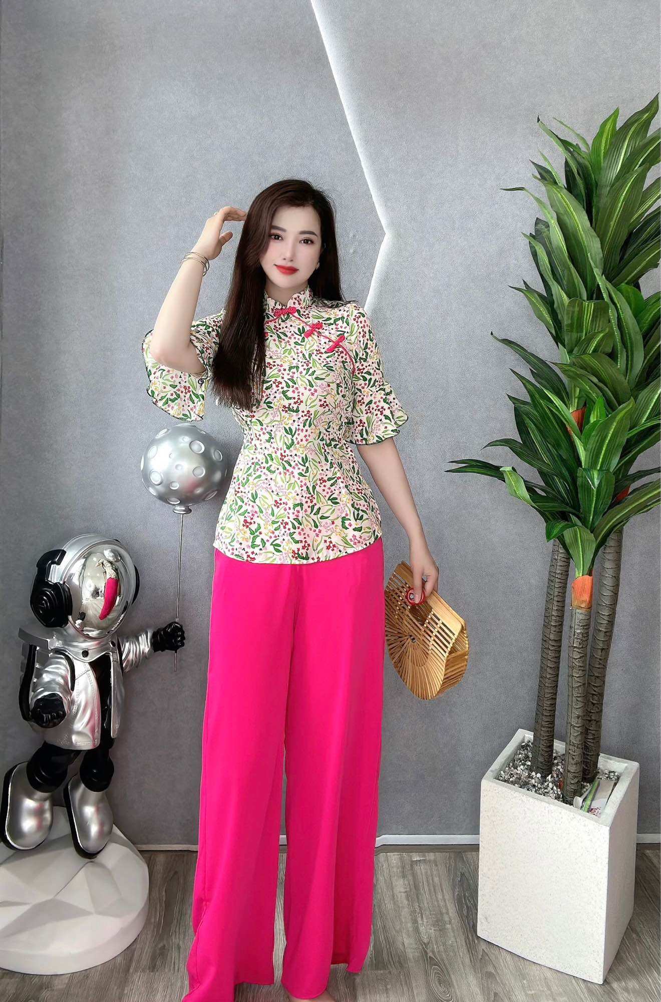 Bộ lam lụa tay beo cổ trụ