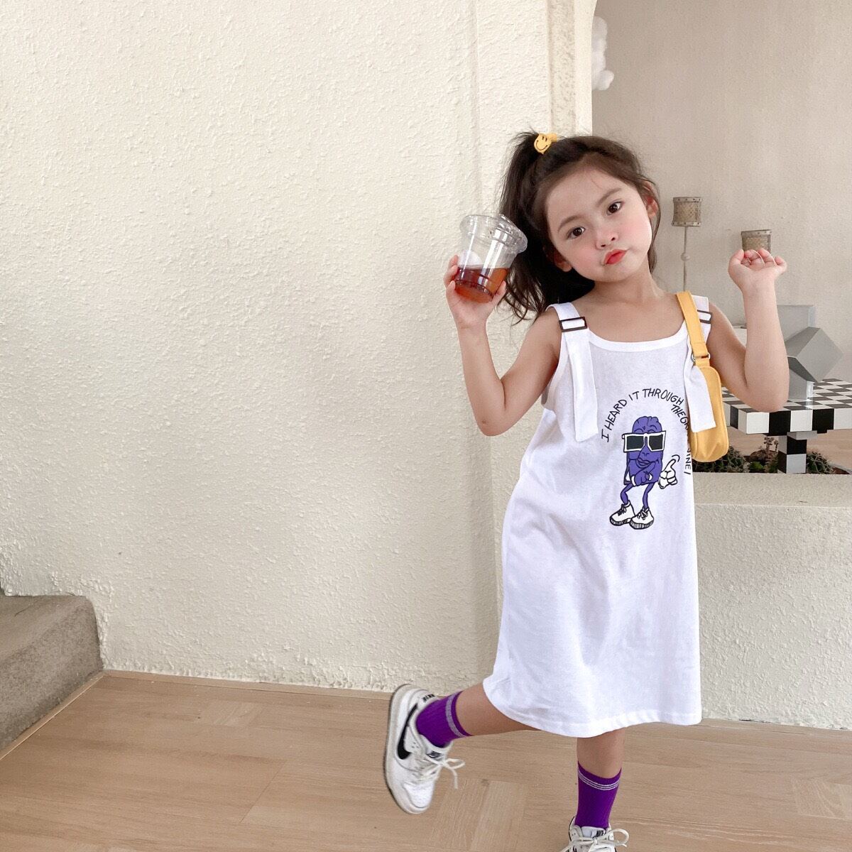 Váy yếm it through cho bé