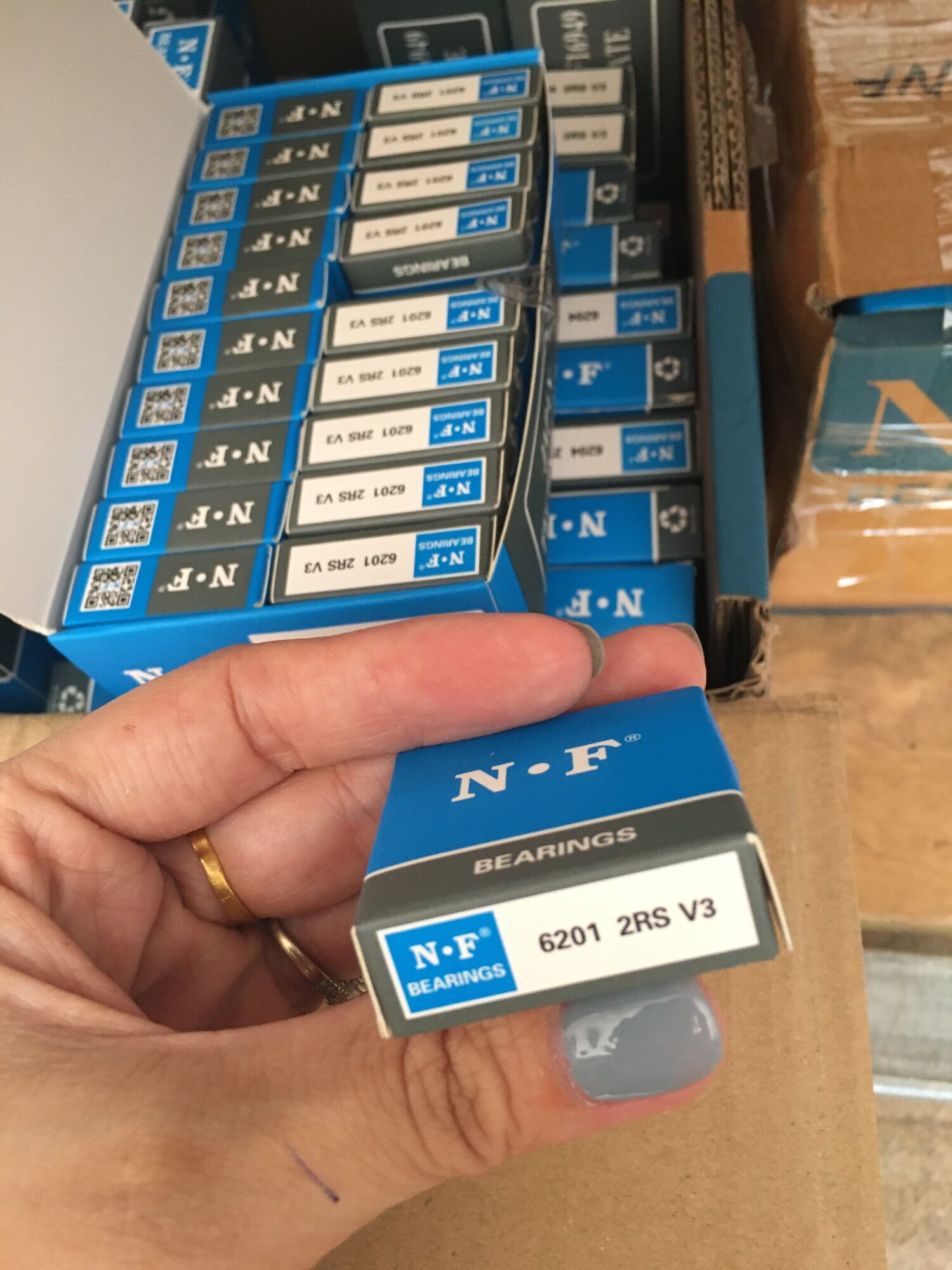 Vòng bi bạc đạn 6200,6201,6202,6203,6204,6205 2rs N.F nhat