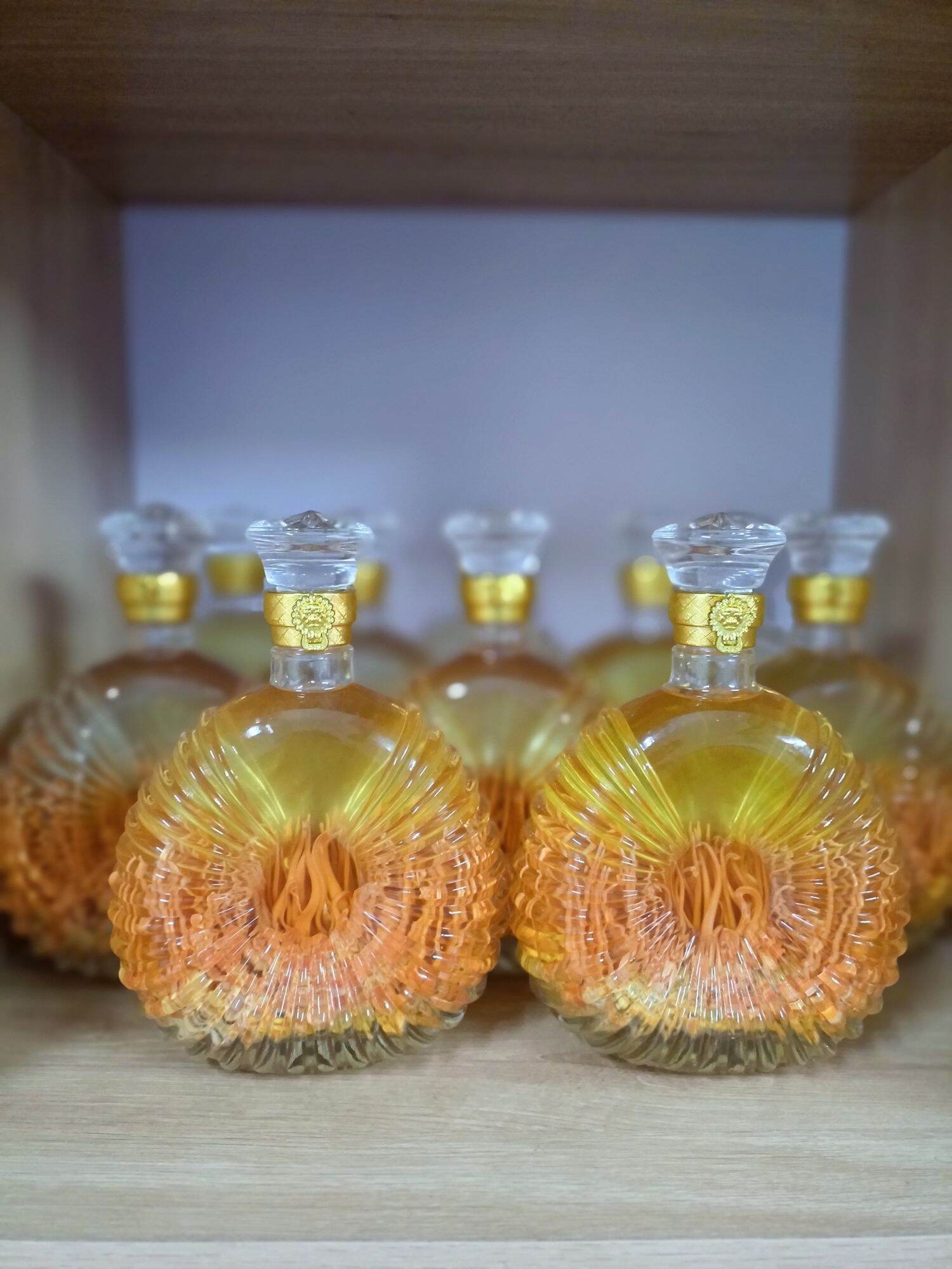 RƯỢU ĐÔNG TRÙNG HẠ THẢO