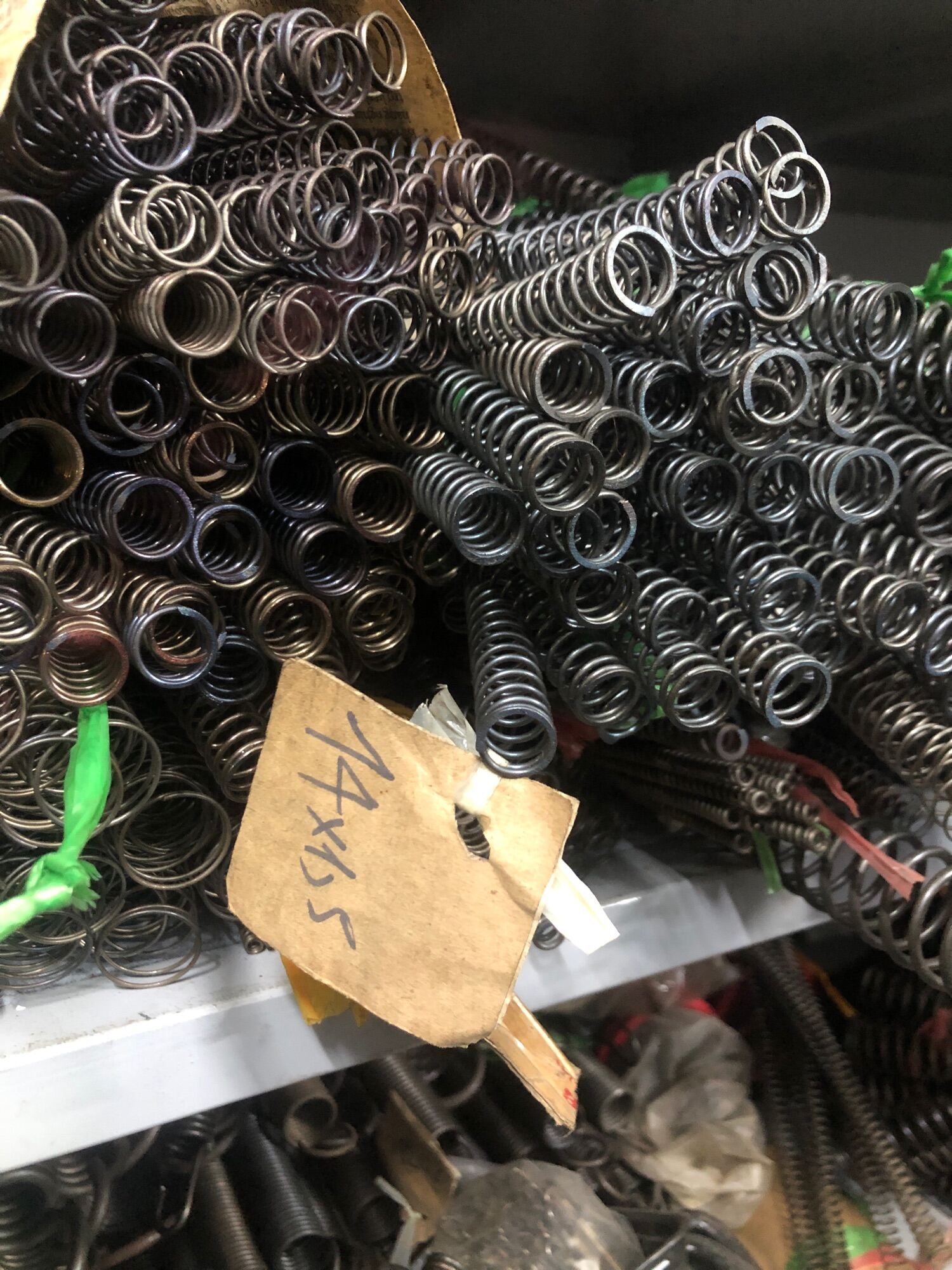 Lò xo nén phi 14 (sợi 1mm1.21.523mm dài 30cm)👍🏻👍🏻👍🏻