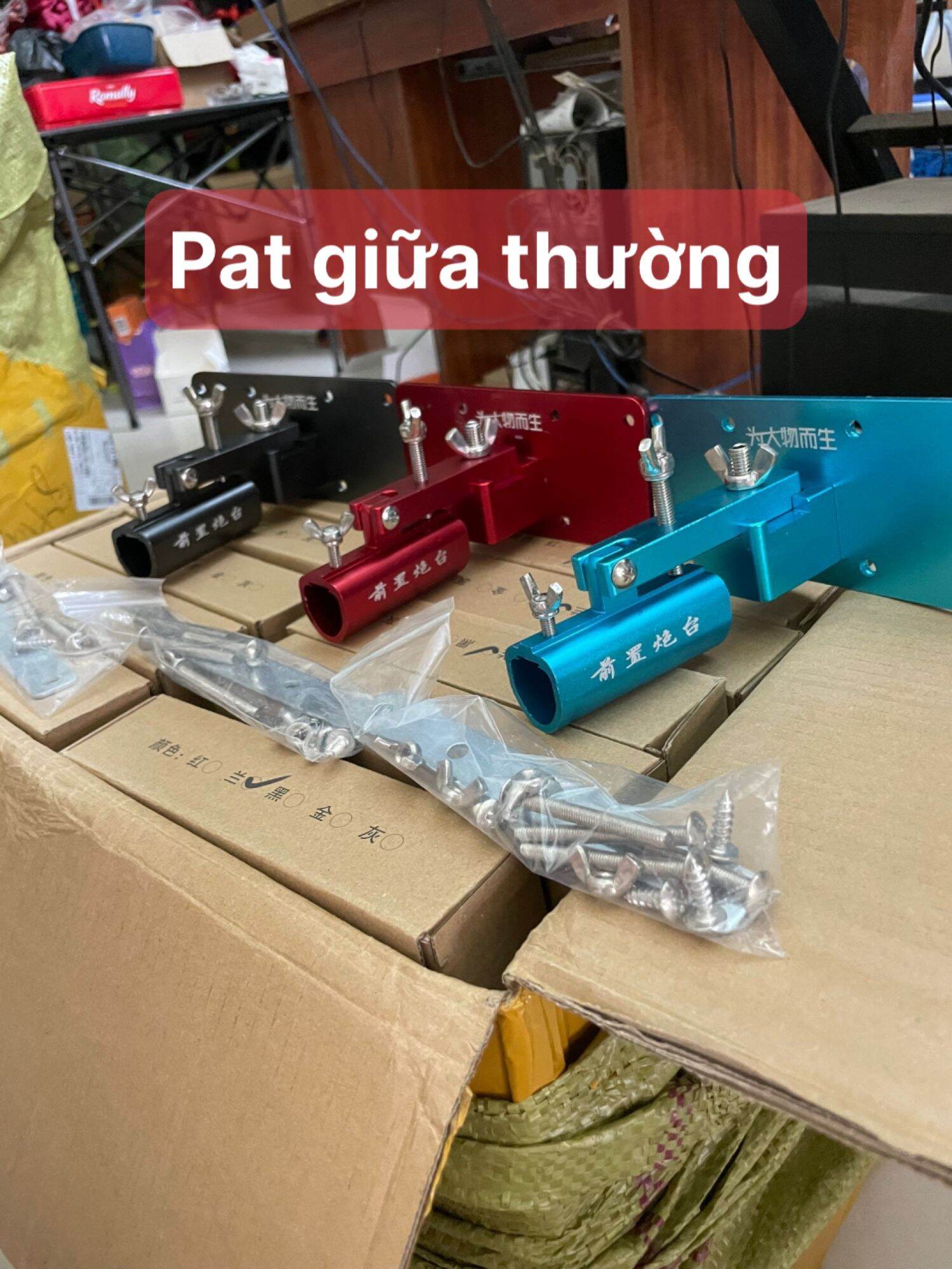 Pass  giữa gắn thùng câu đài