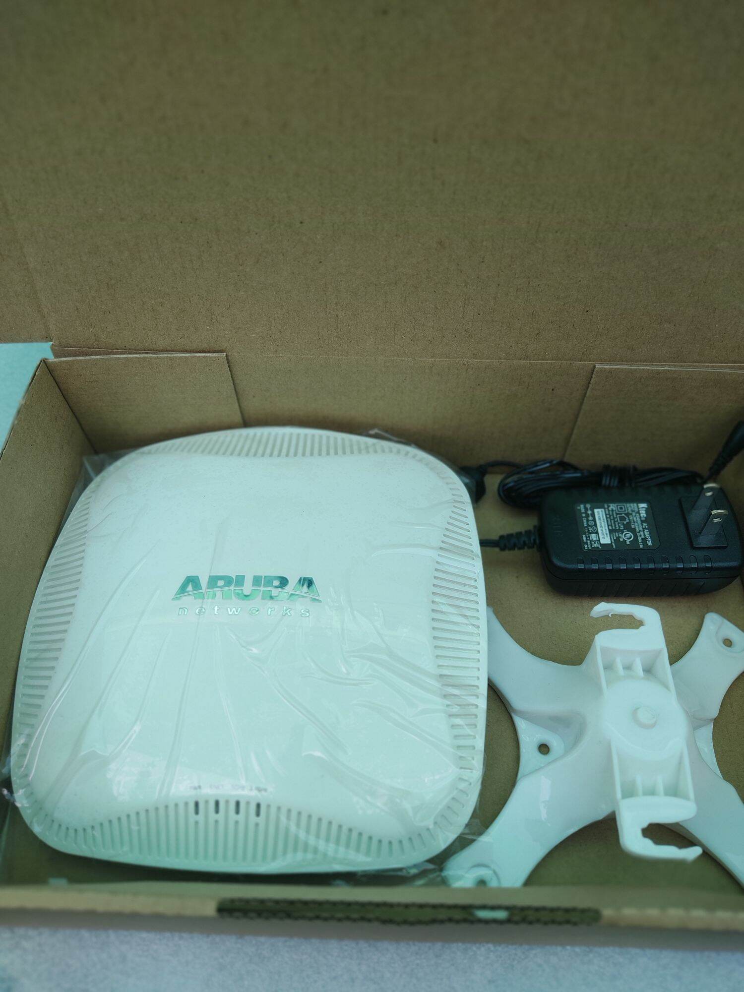 BộPhát Sóng Wifi Aruba 115 Acatel Từ Pháp - hàng chuyên dụng cho công ty