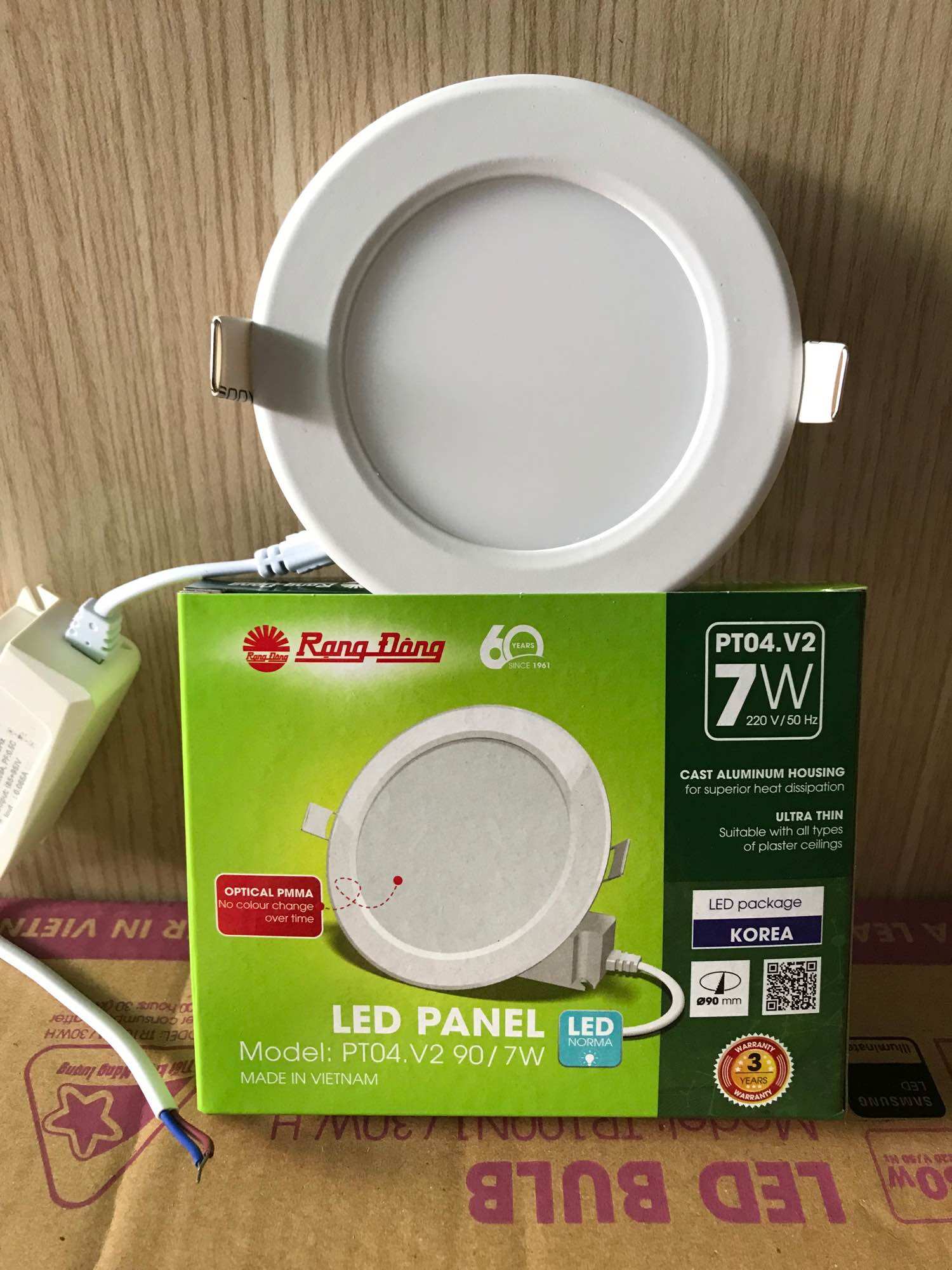 Đèn âm trần 7w/90 rạng đông