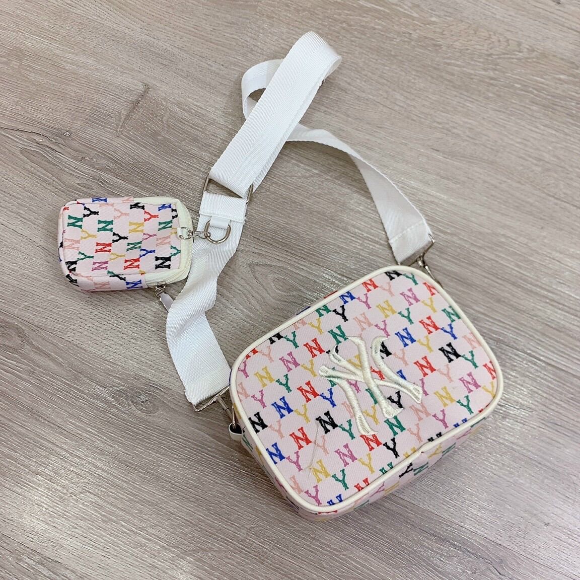 Set 2 túi đeo chéo điện thoại Nờ y mẫu mới