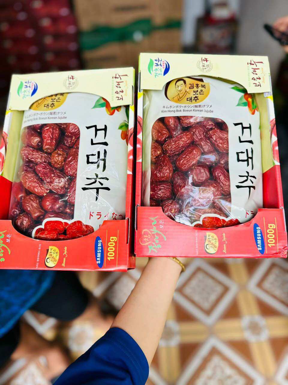 Táo đỏ Hàn Quốc sấy khô hộp khoảng 1kg