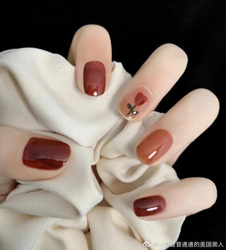 Nailbox móng úp thiết kế hoạ tiết 🌷🌷🌷