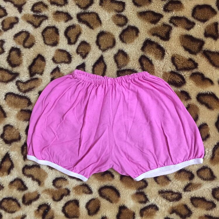 Quần đùi cotton bé gái size 70 hàng dệt kim (2hand)