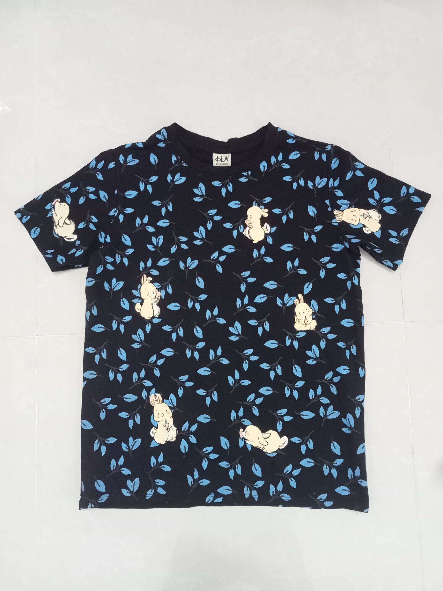 Áo Thun HN Designers Hình Thỏ và Lá