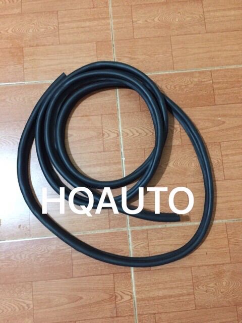 GIOĂNG CỐP SAU XE KIA PRIDE, CD5