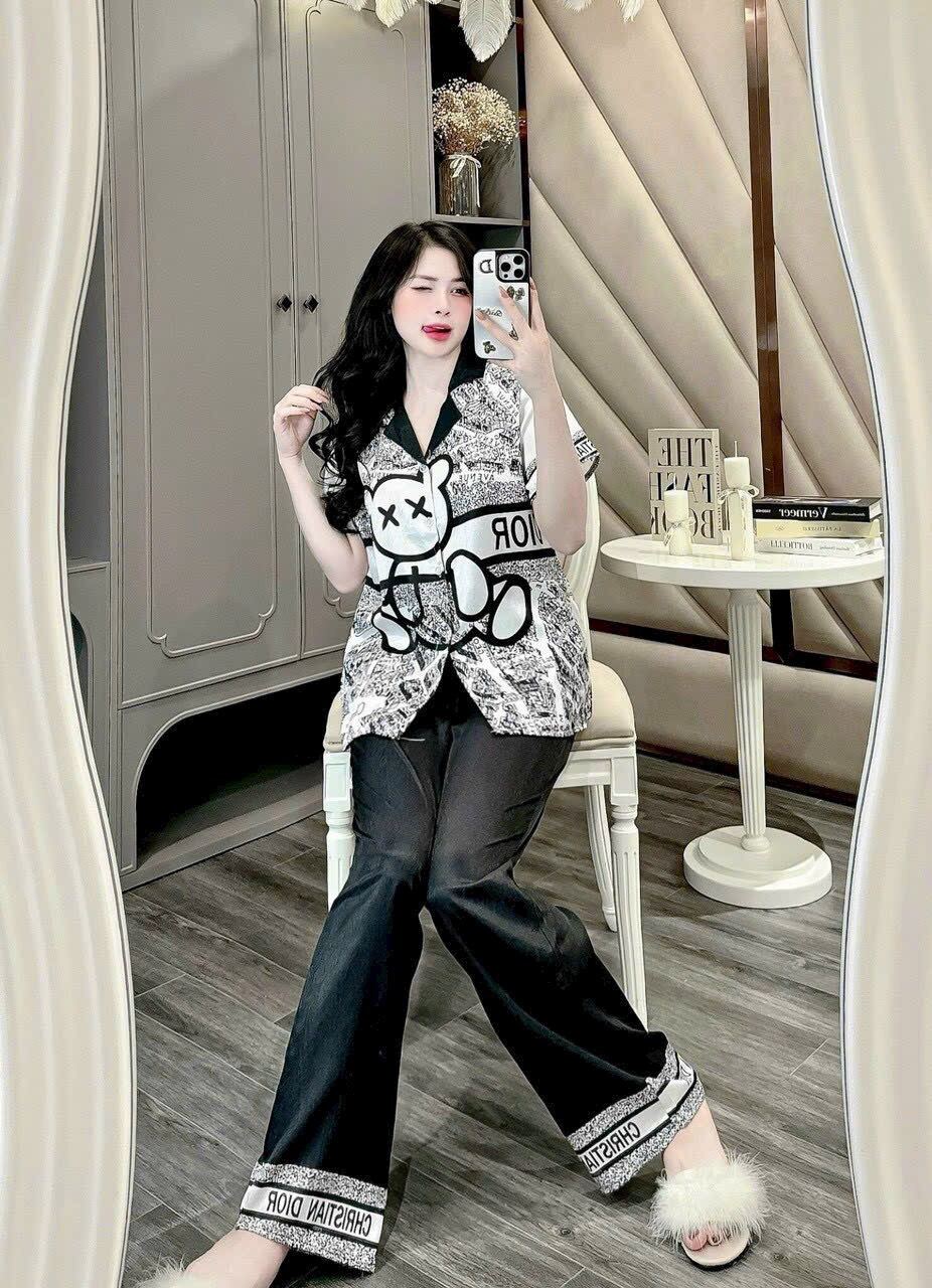 Đồ bộ tay ngắn lụa mềm cao cấp. Hàng thiết kế chuẩn from