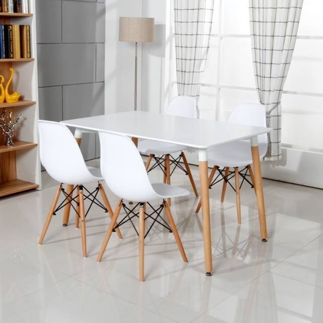 Bộ bàn ăn eames 4 ghế