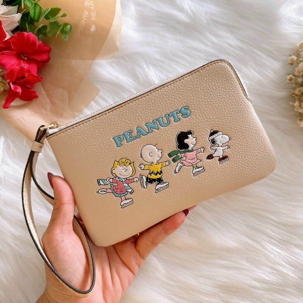 Ví c*oach đeo cổ tay siêu đẹp