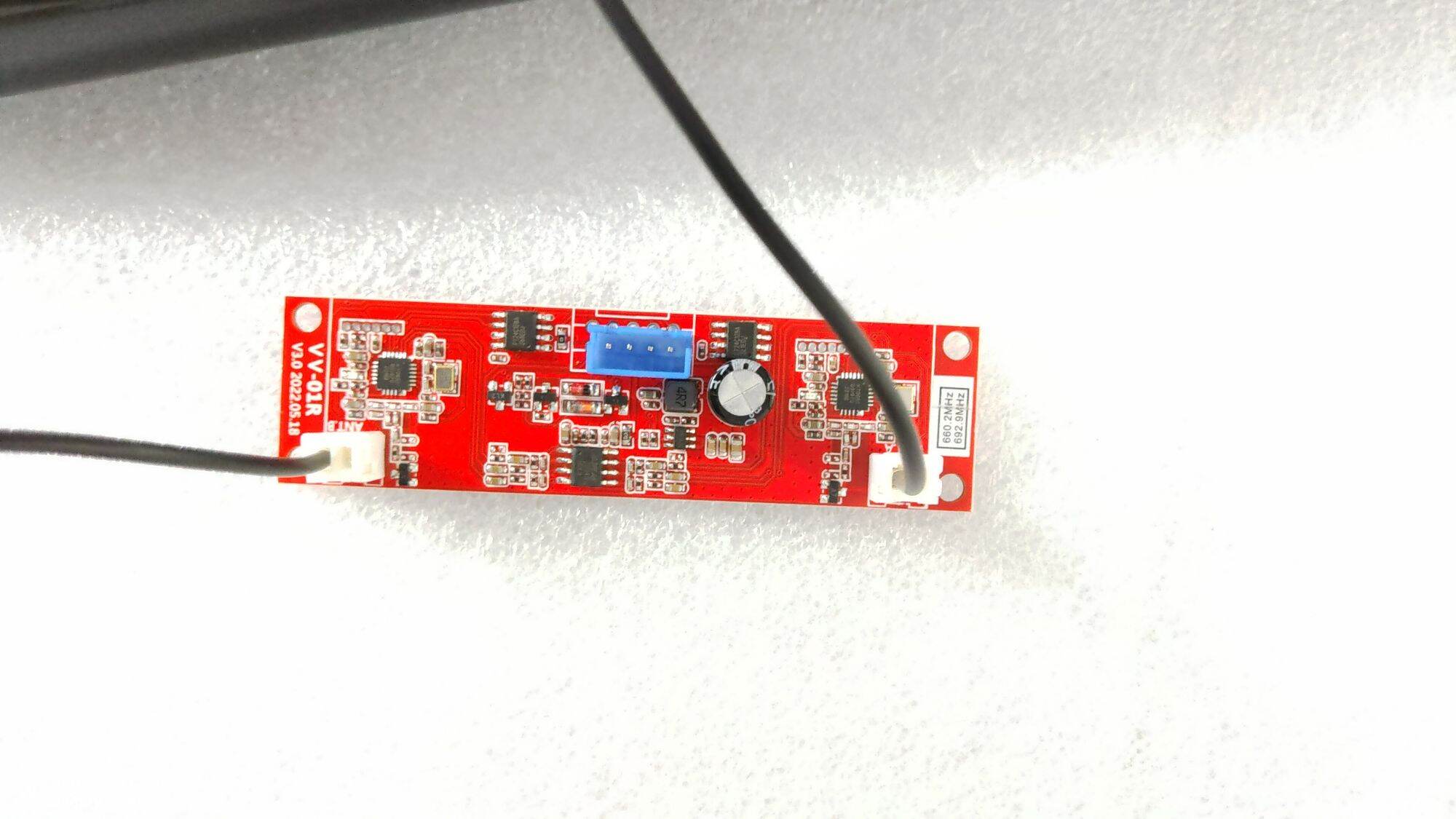 Micro  không  dây  loa kéo  UHF