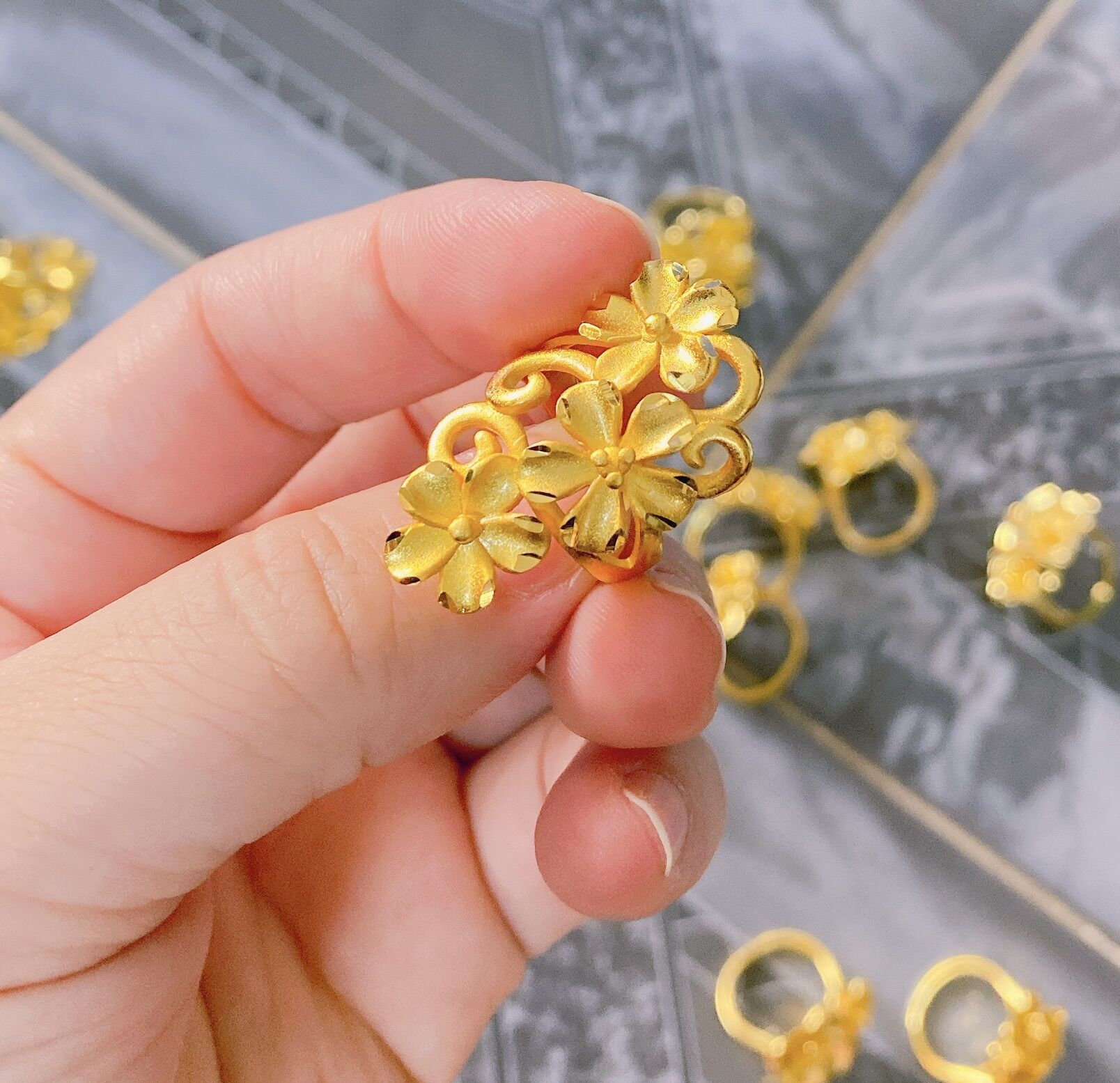 Nhẫn hoa mạ vàng 24k cao cấp mẫu mới cực đẹp