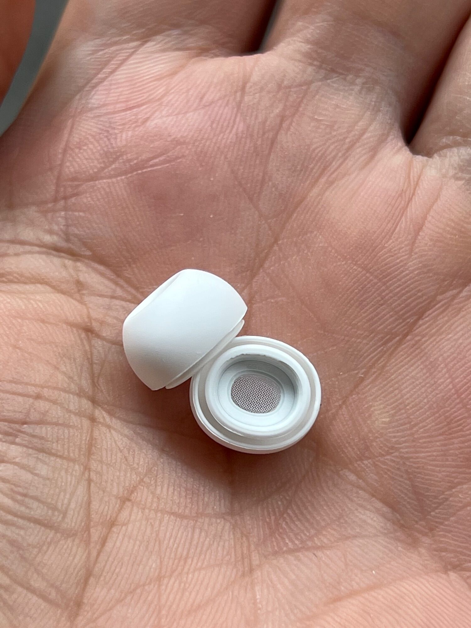 Núm (Tips) - Thay thế cho AirPods Pro