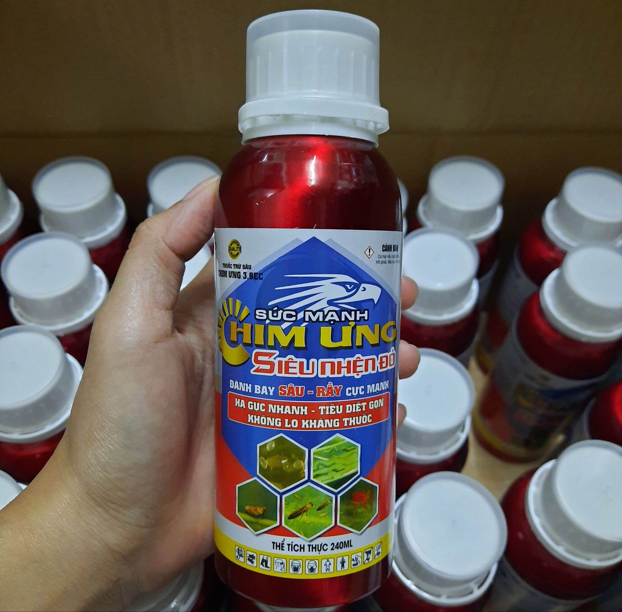 Thuốc đặc trị nhện đỏ sinh học - sức mạnh chim ưng siêu nhện đỏ 3.8ec chai 240ml sử dụng 400l nước