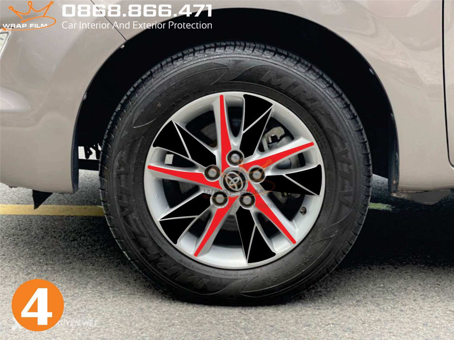 Decal dán mâm Innova ( bộ 5 bánh)