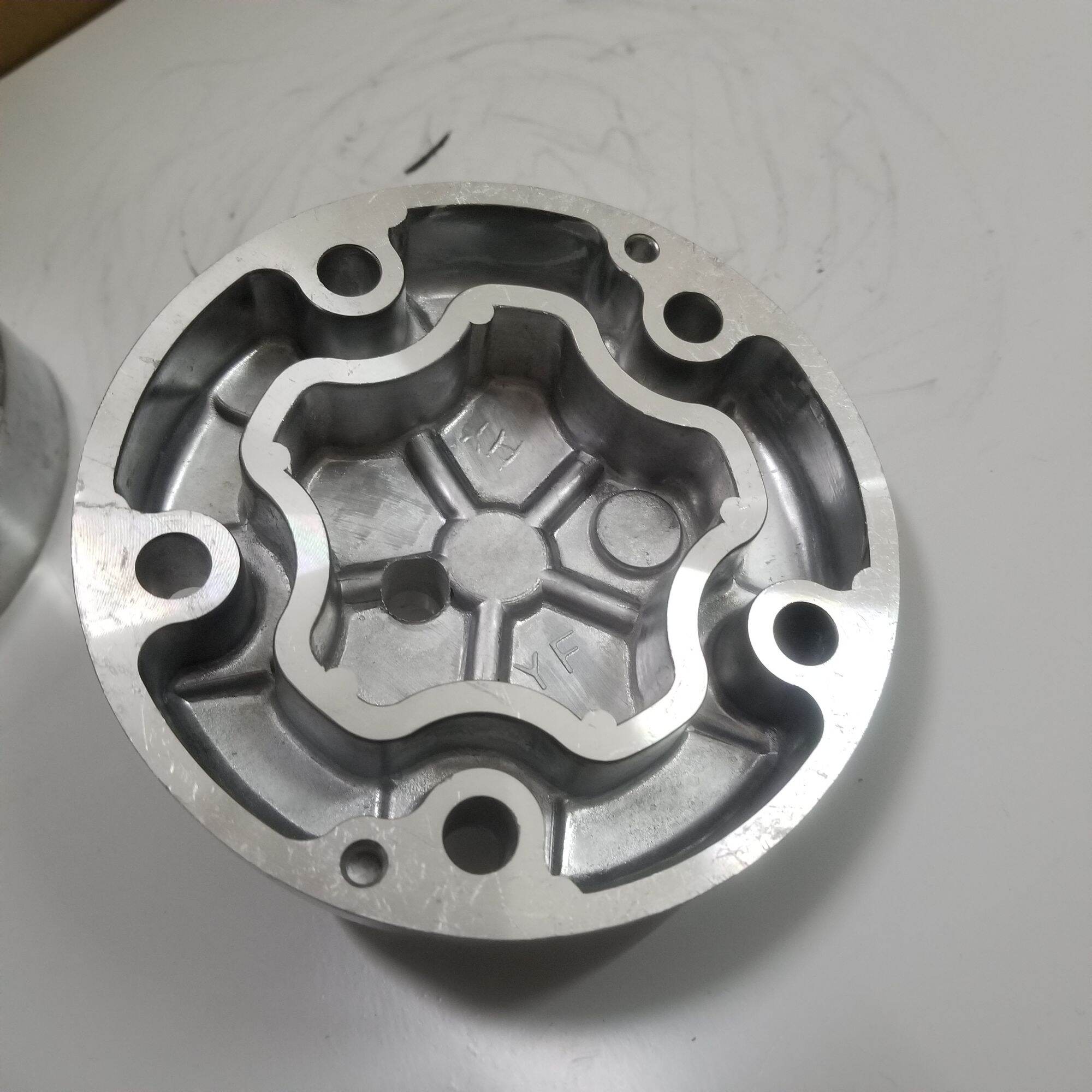Nắp đuôi lốc điều hòa 508