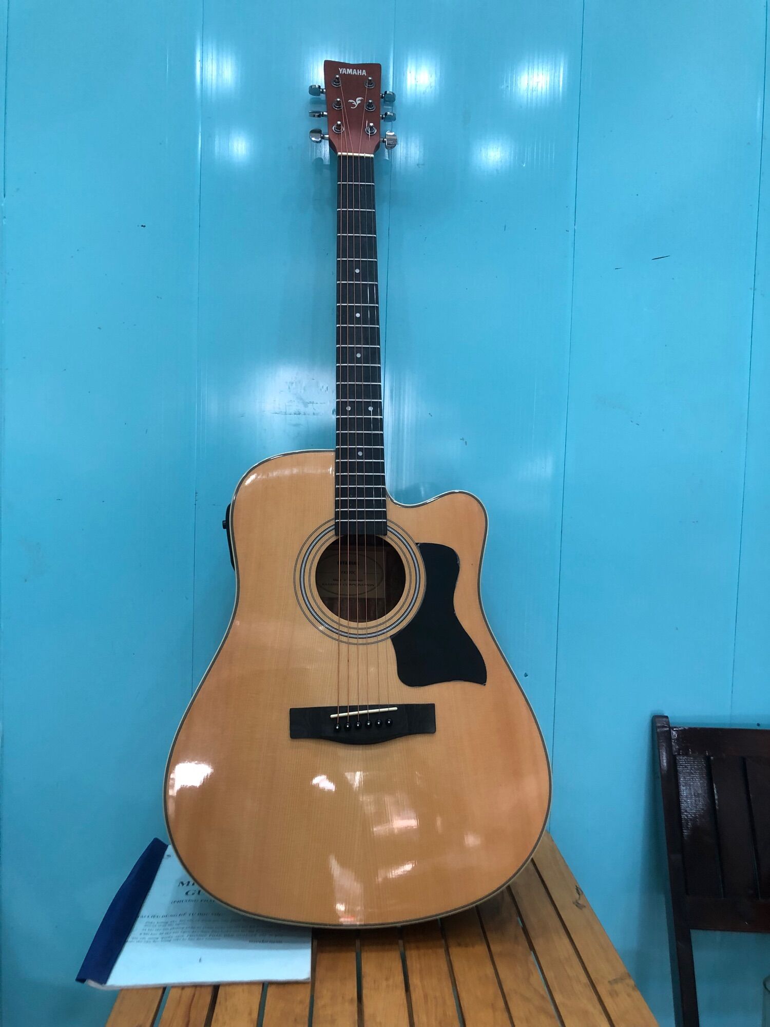 Đàn Guitar Accoutic Yamaha F370C