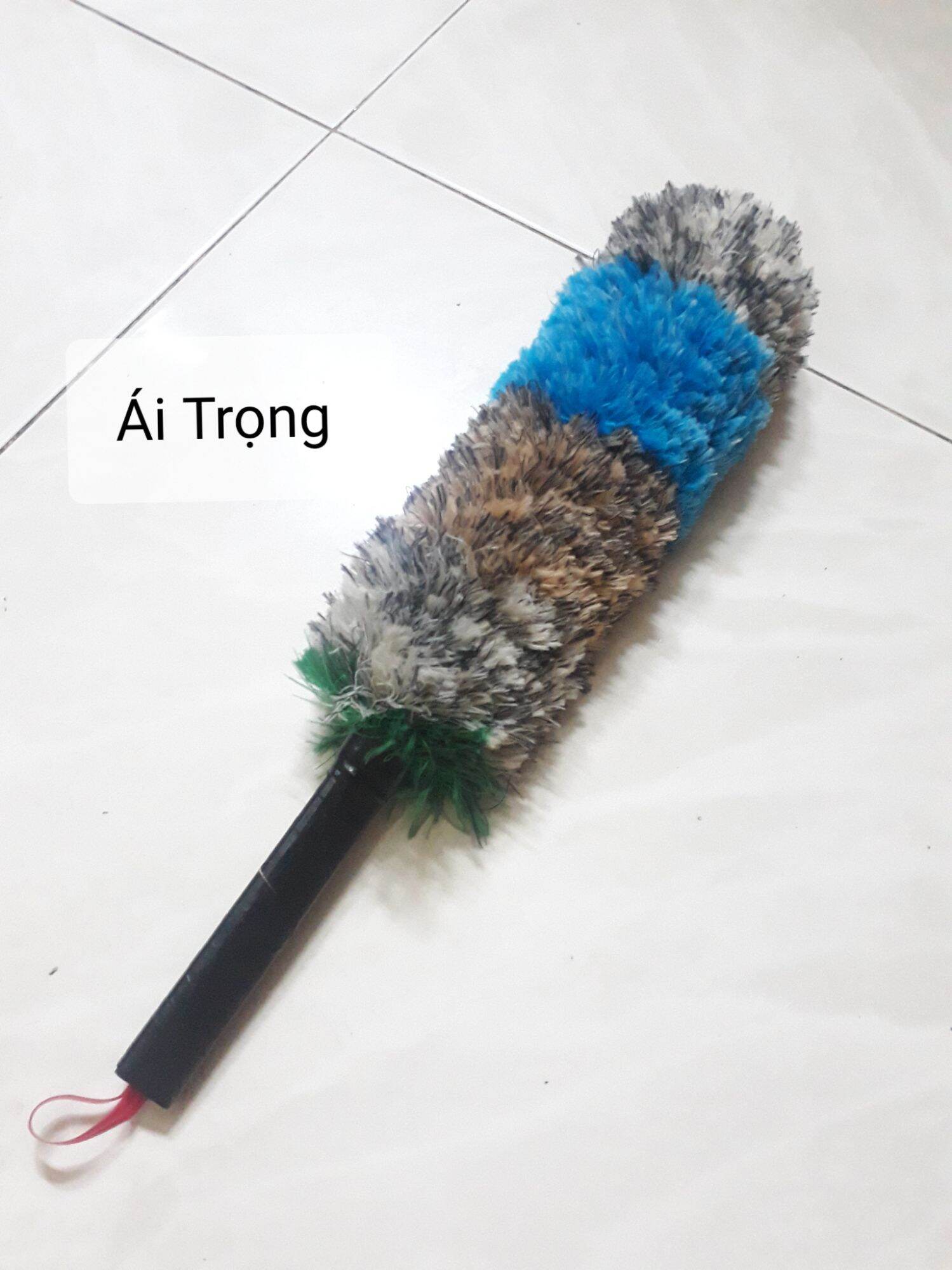 Chổi quét bụi mềm mịn size trung Đông, độ dài 45cm Đồng - Sợi chỉ dày và mượt, không làm trầy xước đồ vật được vệ sinh