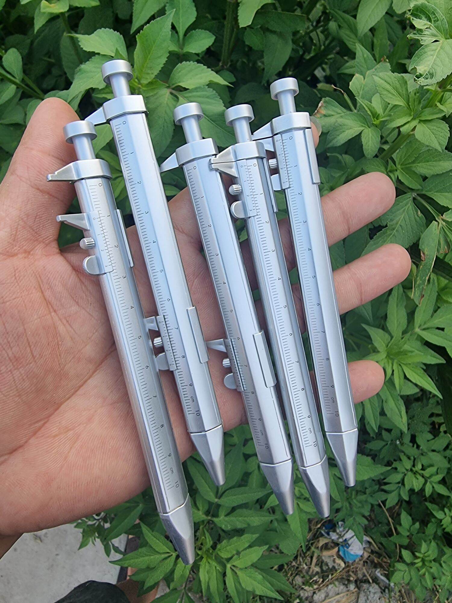5 bút bi có thước kẹp đo nhanh