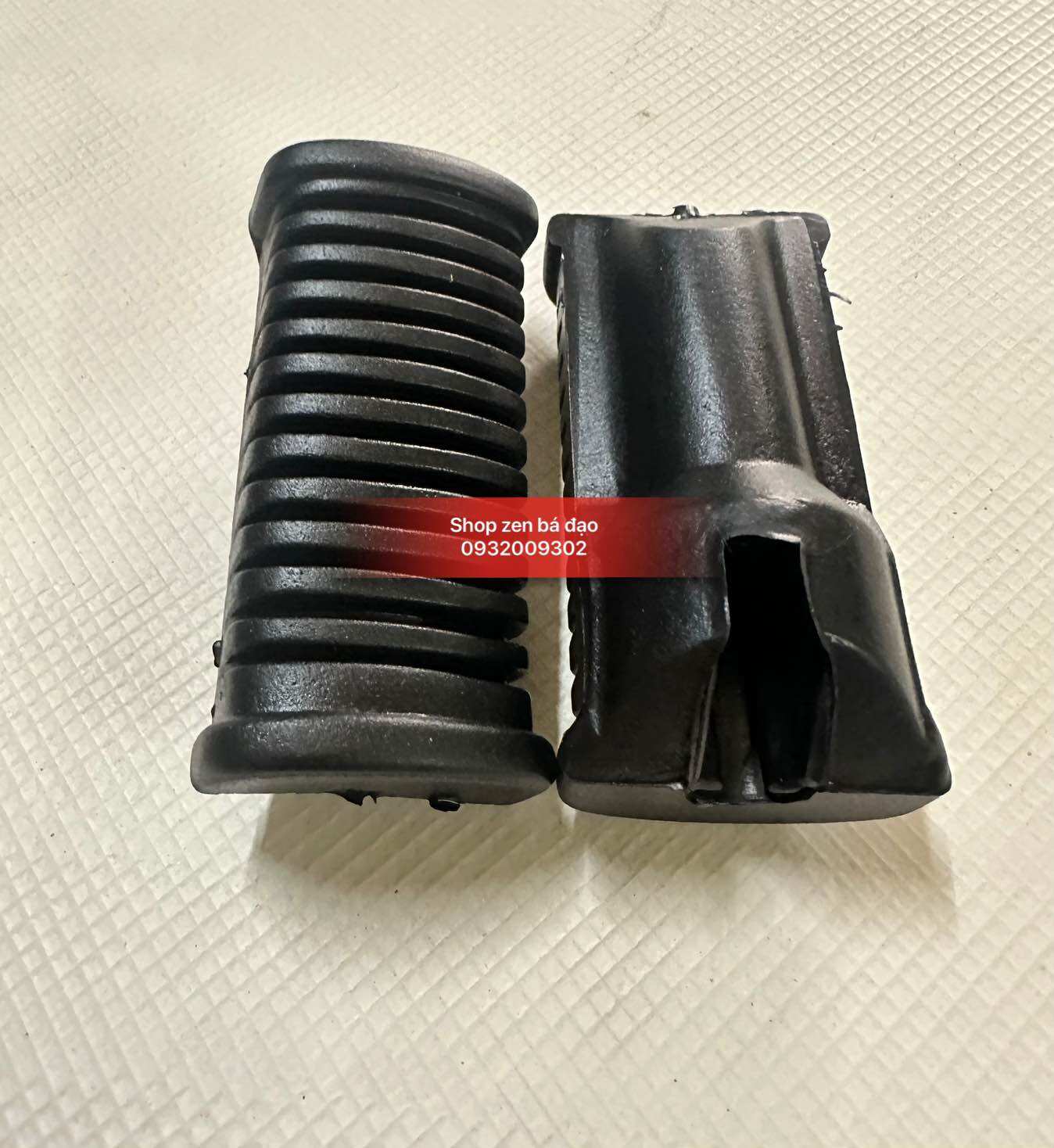 Cao su gác chân trước/ sau Win (1 cặp)