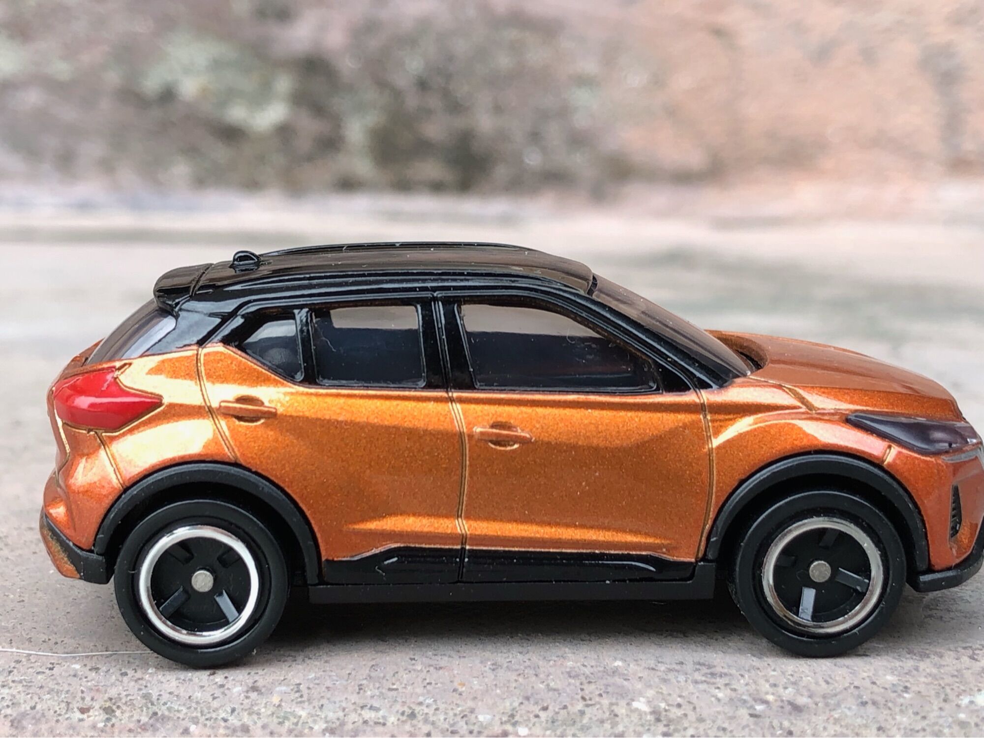 Xe Mô Hình TOMICA Toyota 1:64