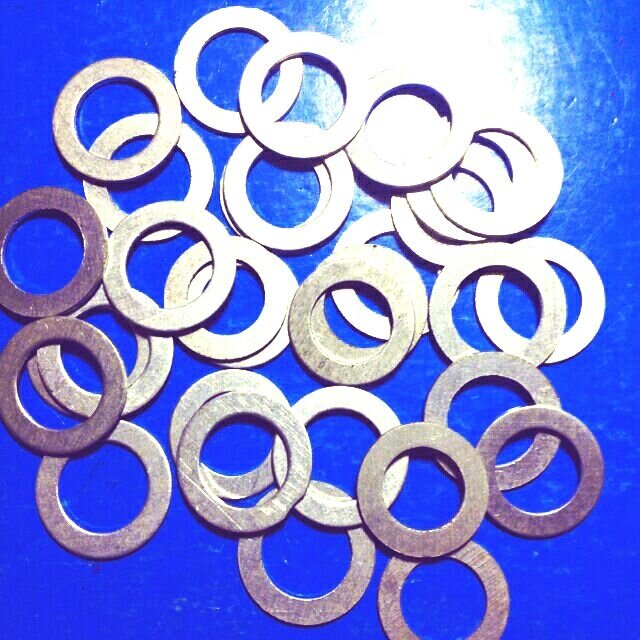 [HCM]LÔNG ĐỀN NHÔM LỔ 10LY x1x 10 cái....