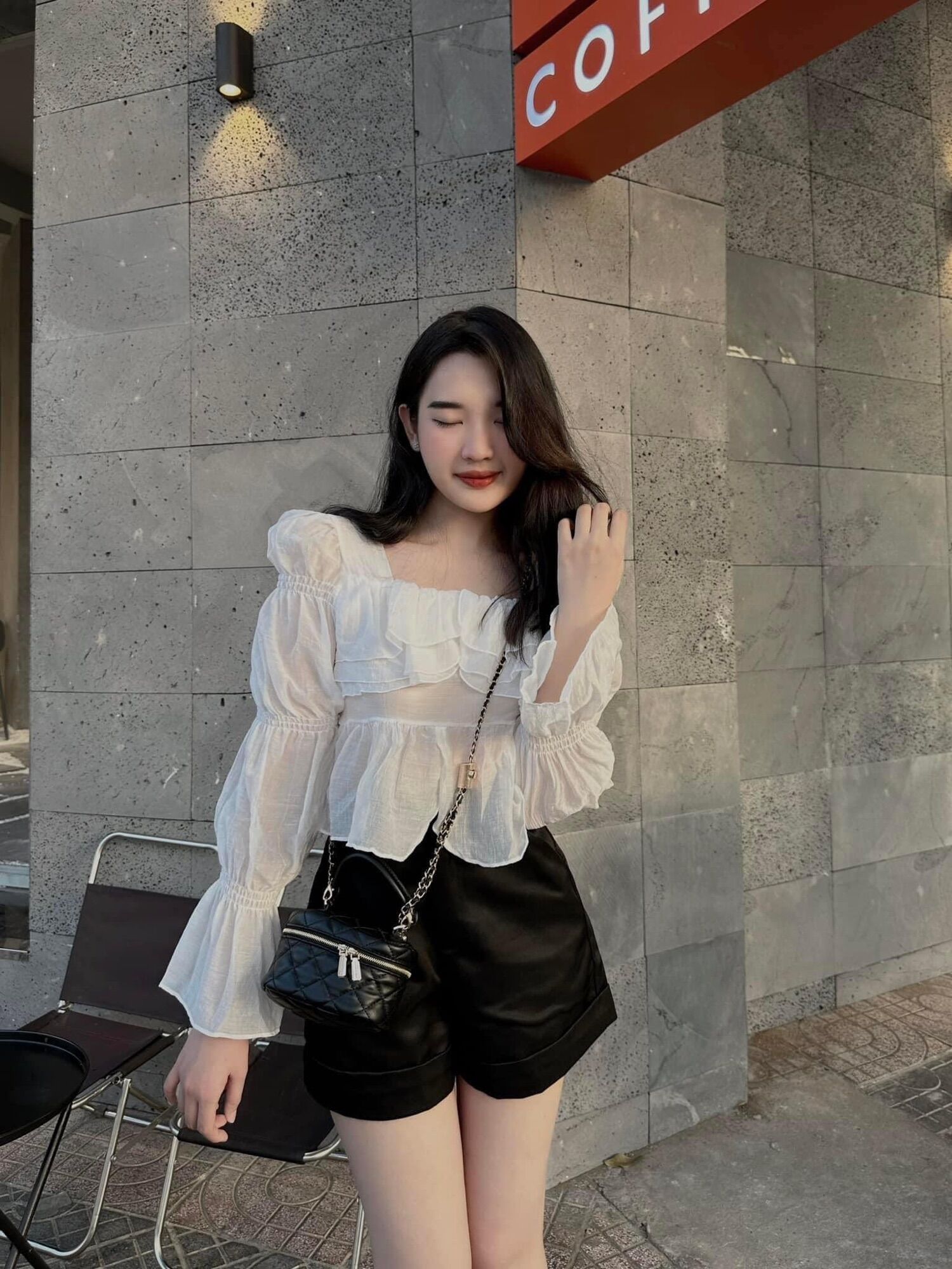 Áo kiểu voan bèo ngực tầng