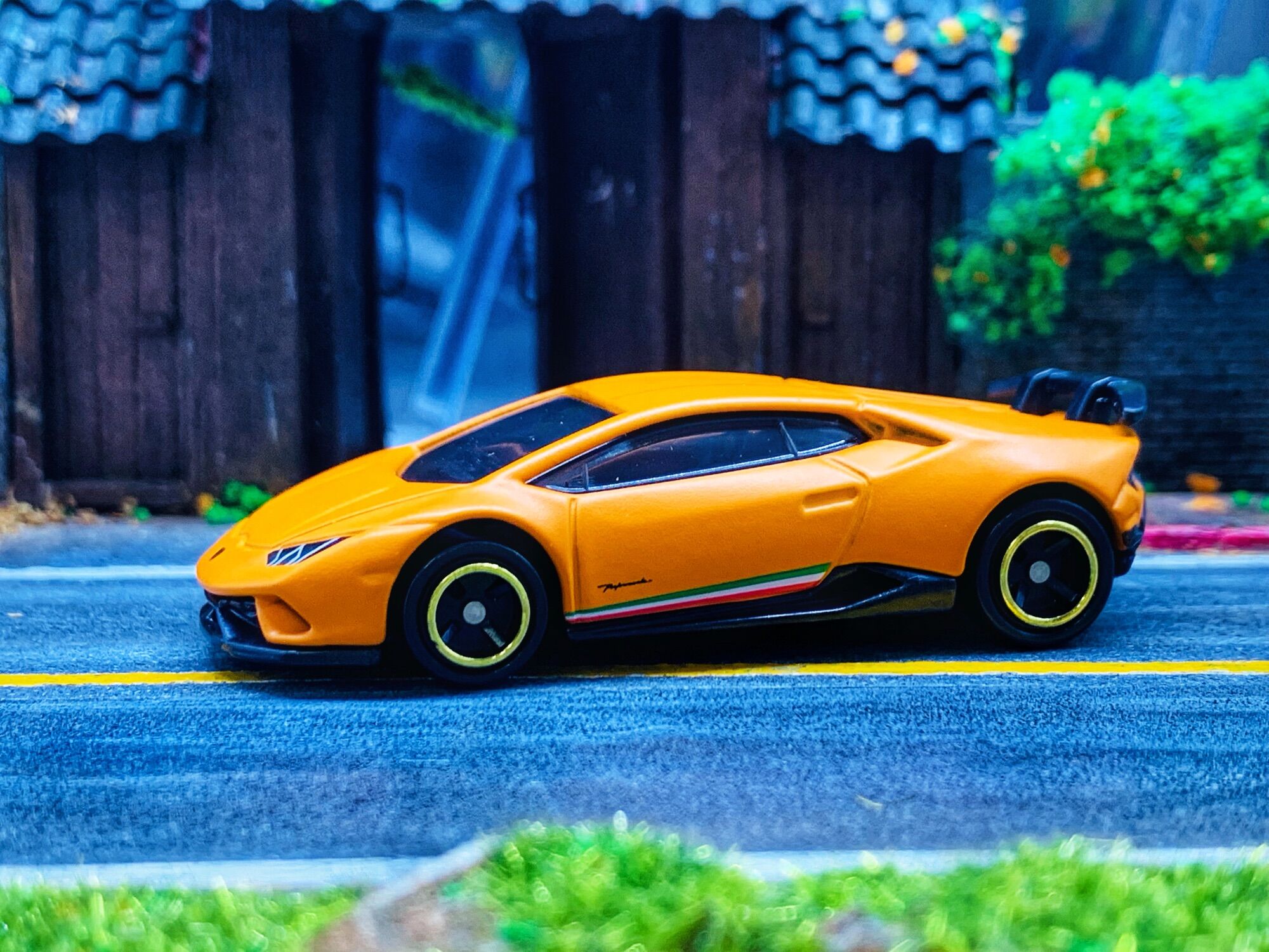 Hobby Store xe mô hình Tomica Lamborghini Huracan Performante