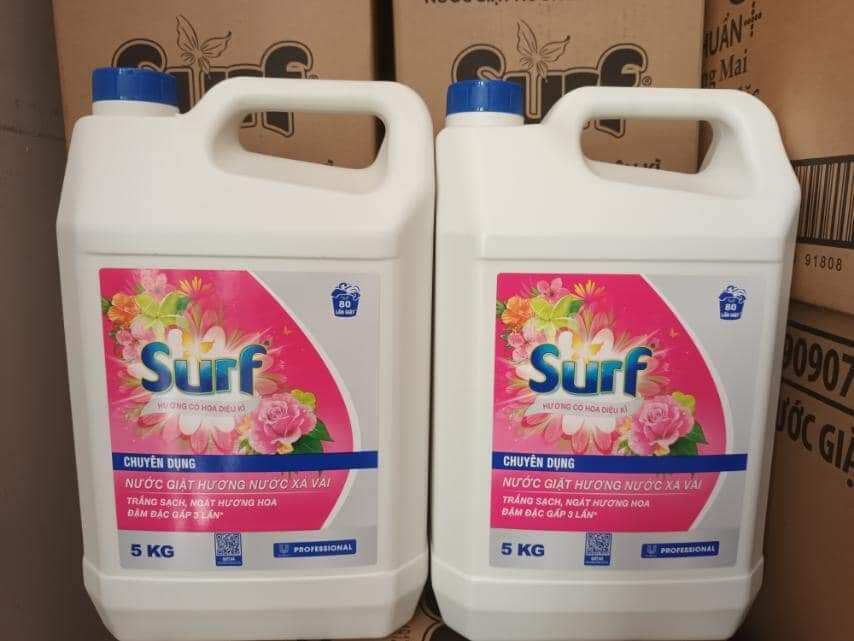 Nước giặt surf chuyên dụng can 5l