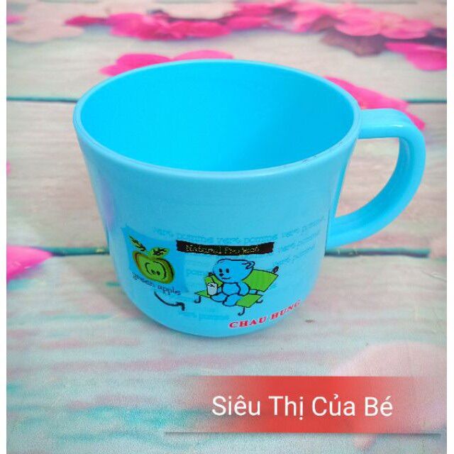 Ly Nhựa Uống Nước Cho Bé