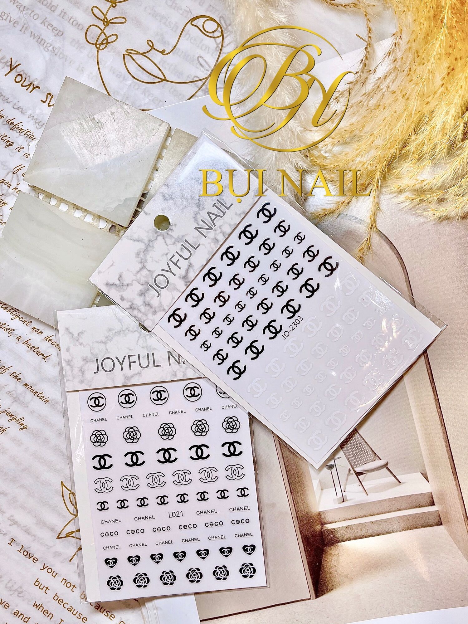 STICKER DÁN THƯƠNG HIỆU 2 TẤM/10k