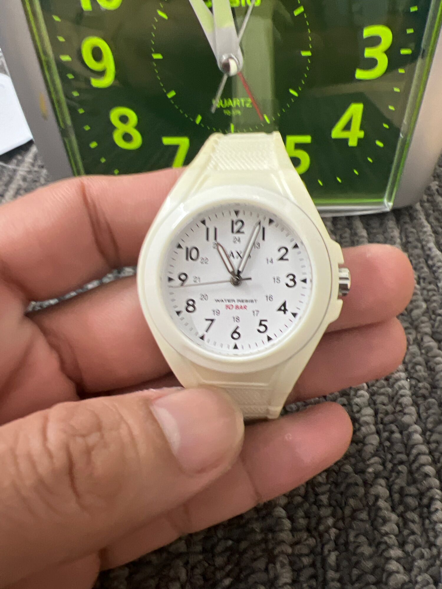 Đồng hồ Jaxis Nhật mặt trắng size 38mm nam nữ học sinh đều đeo được, máy zin đã qua sử dụng mới 90%